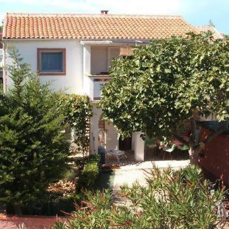 Roksandi - Three Bedroom Apartment Vir